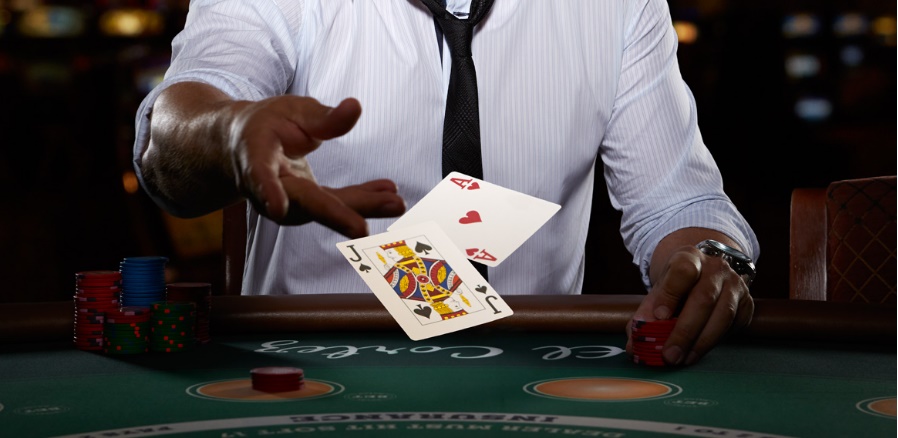Warum gewinnt das casino beim blackjack